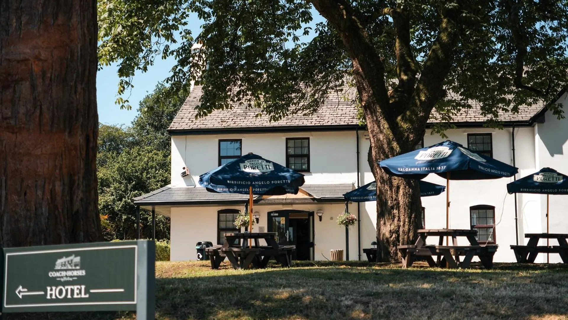 Coach & Horses Hotel Кардифф