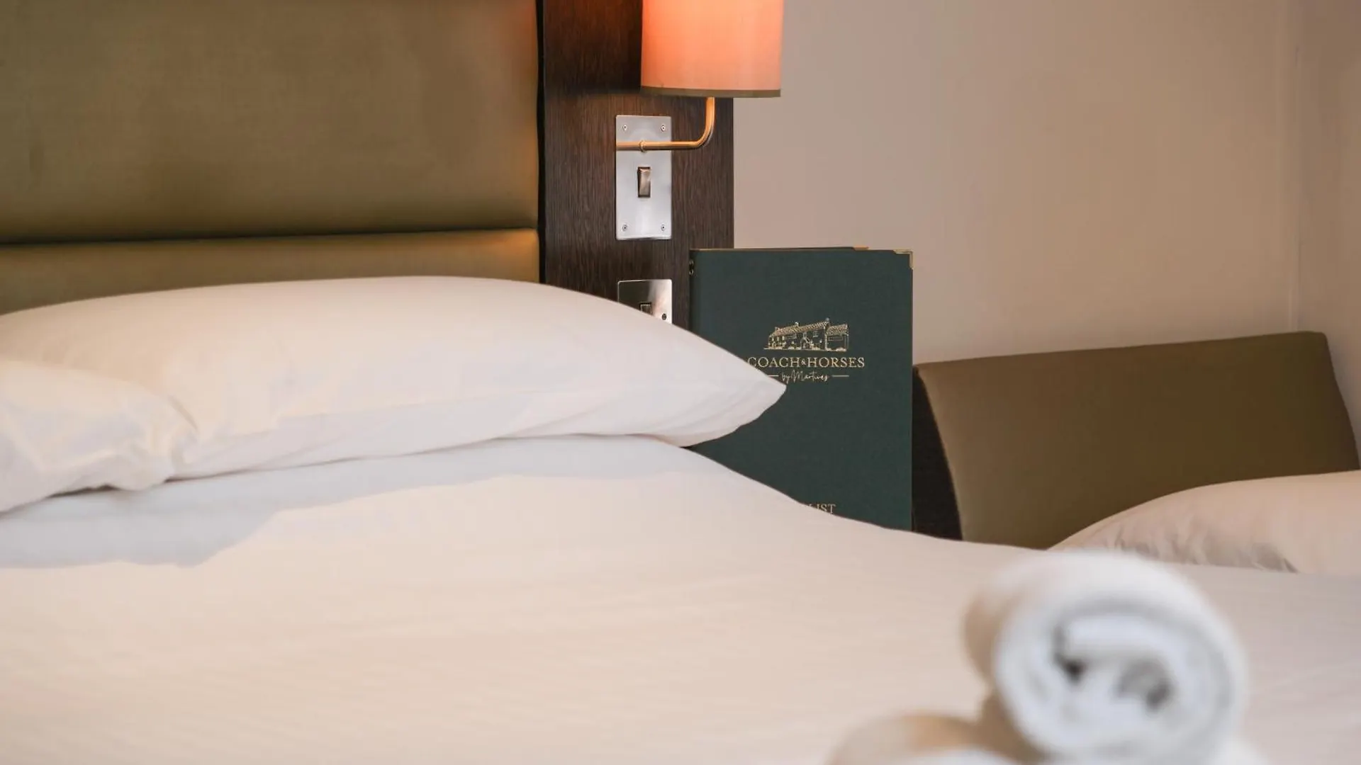 Coach & Horses Hotel Кардифф 0*,